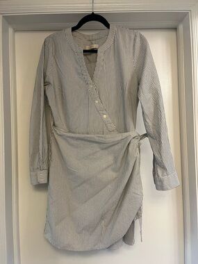 Loft - Striped Mini Wrap Shirtdress - gray/white - size 8